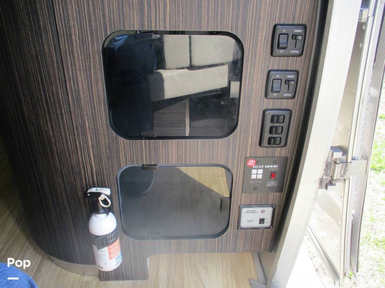 A photo of this 2018 Airstream Airstream International Signature 27FB