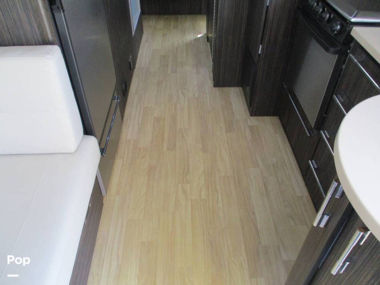 A photo of this 2018 Airstream Airstream International Signature 27FB