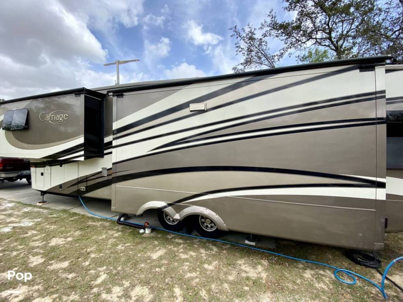 A photo of this 2015 Crossroads Carriage 40RL