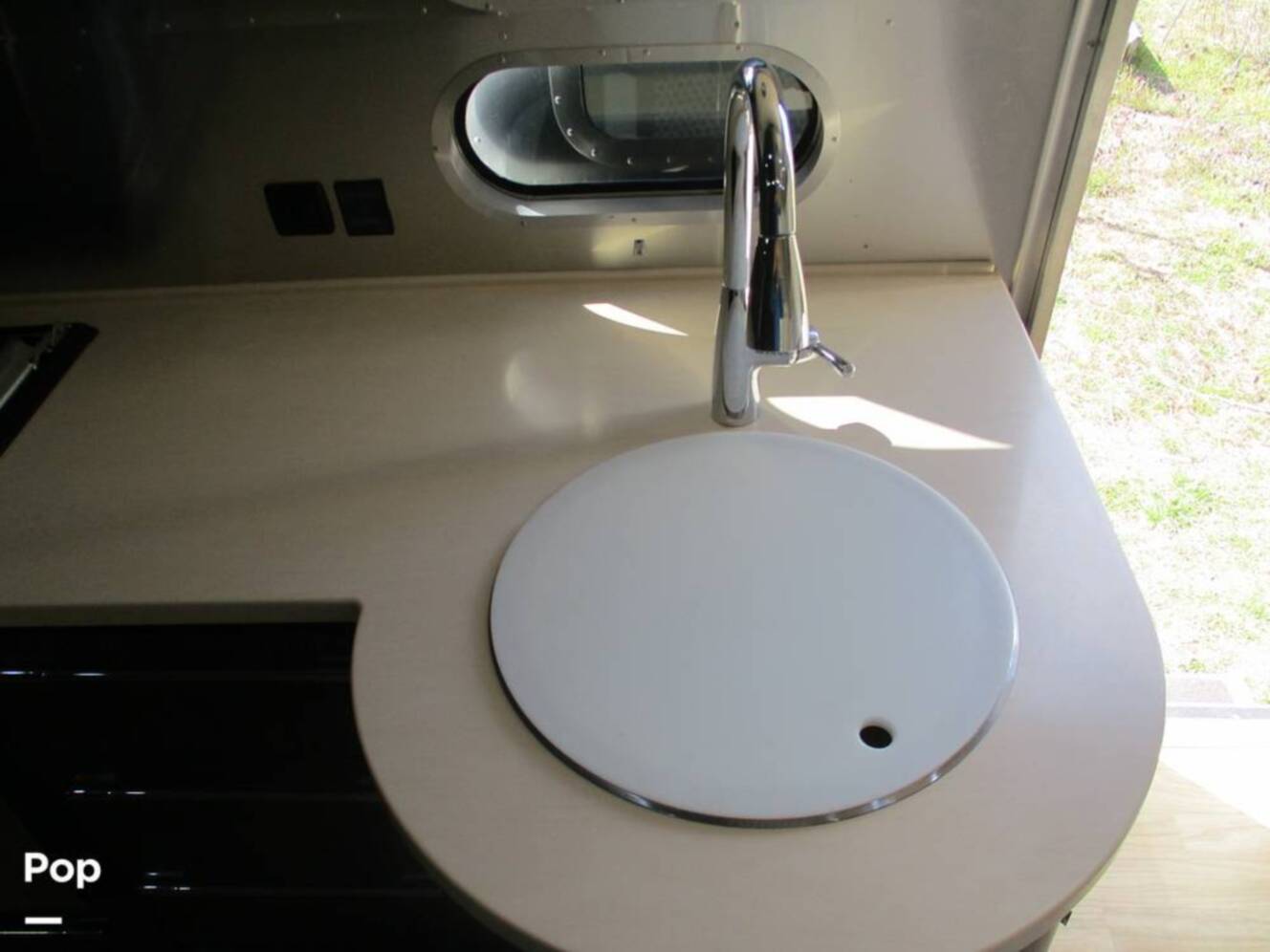 A photo of this 2018 Airstream Airstream International Signature 27FB