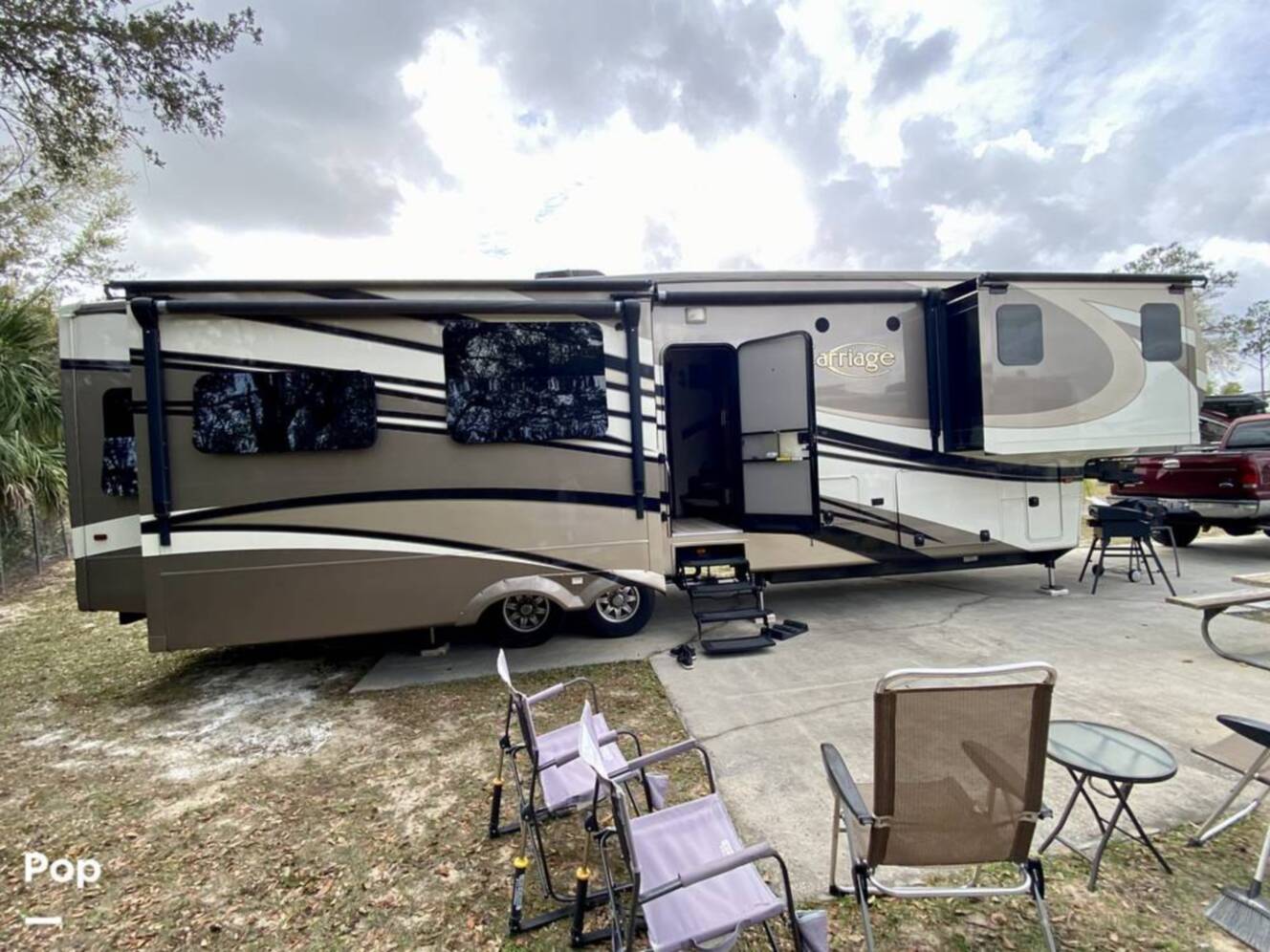 A photo of this 2015 Crossroads Carriage 40RL