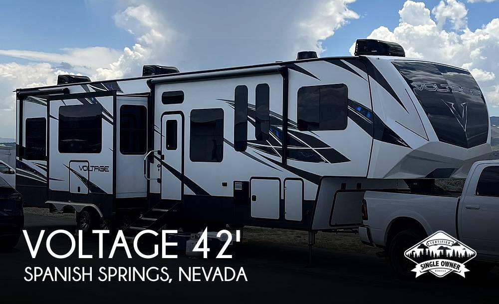 2019 Dutchmen Voltage 4205 Bunk Room in spanish springs NV