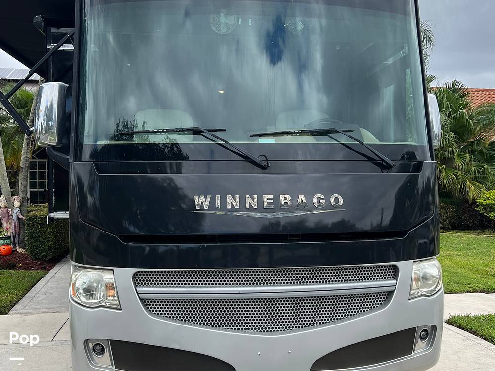 2015 Winnebago Adventurer 35P in west palm beach FL