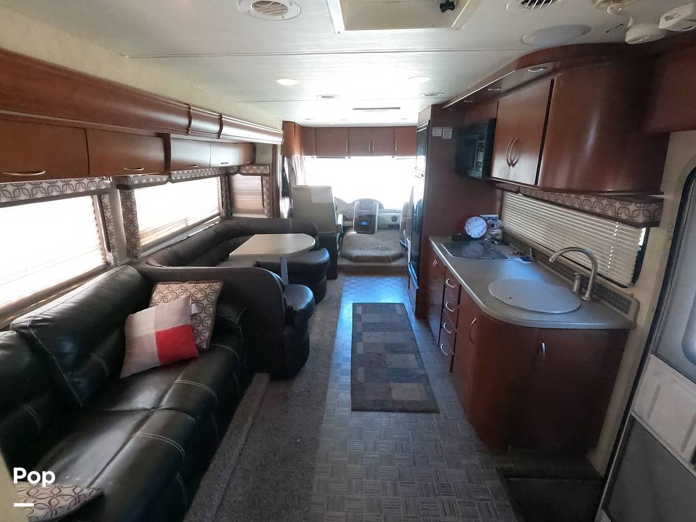 2010 Thor Motor Coach Serrano 31X in barstow CA