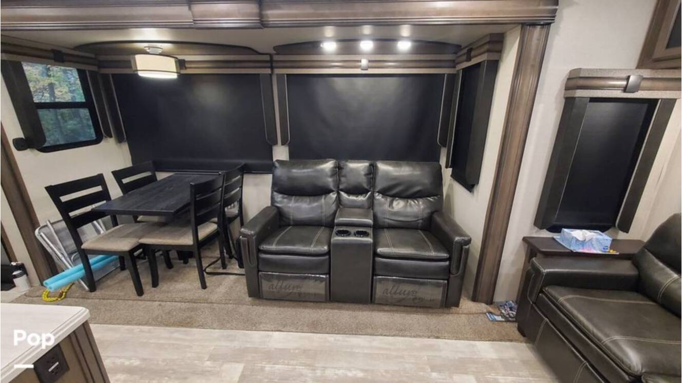 A photo of this 2021 Prime Time Sanibel 3102RSWB