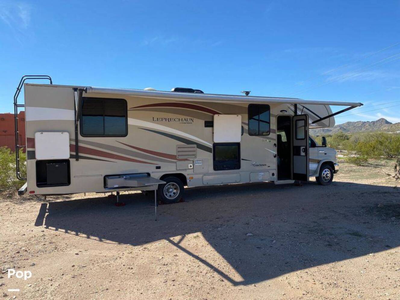 A photo of this 2017 Coachmen Leprechaun 319MB