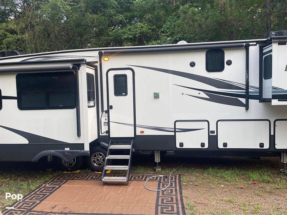 2021 Keystone Montana 3780RL in flomaton AL