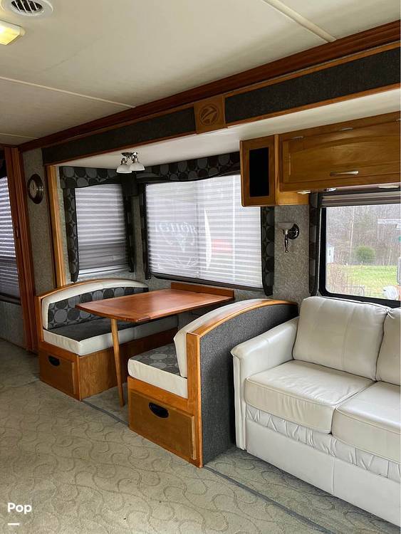 2006 Fleetwood Pace Arrow 37C in burlington NC