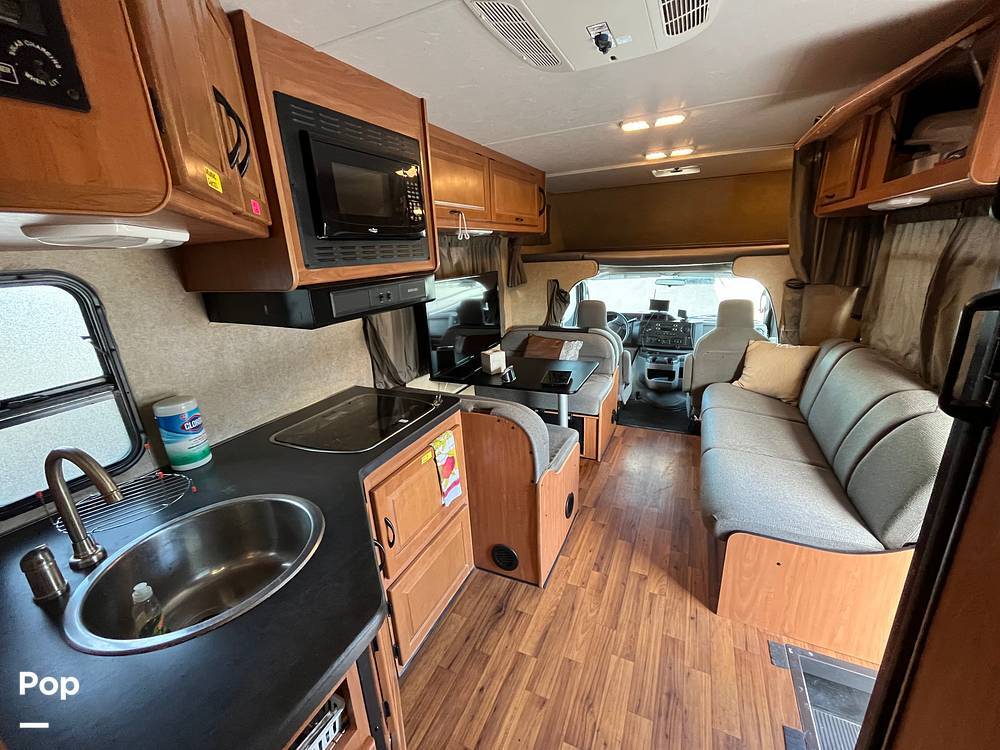2018 Thor Motor Coach Majestic 28A in las vegas NV
