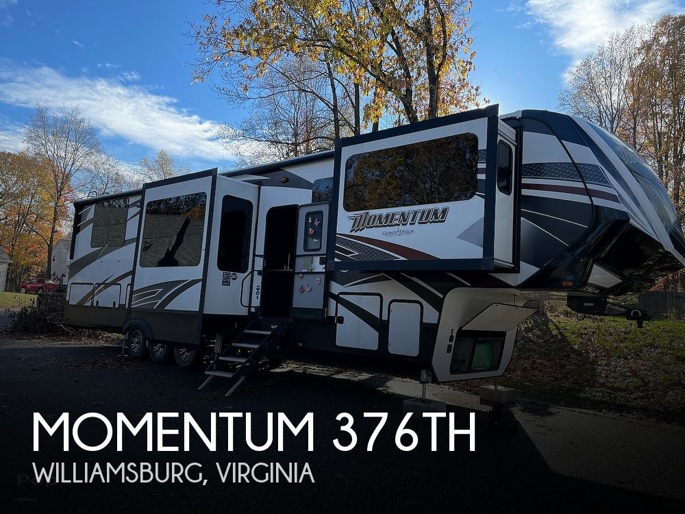 2017 Grand Design Momentum 376TH Fifth Wheel Toy Hauler RV