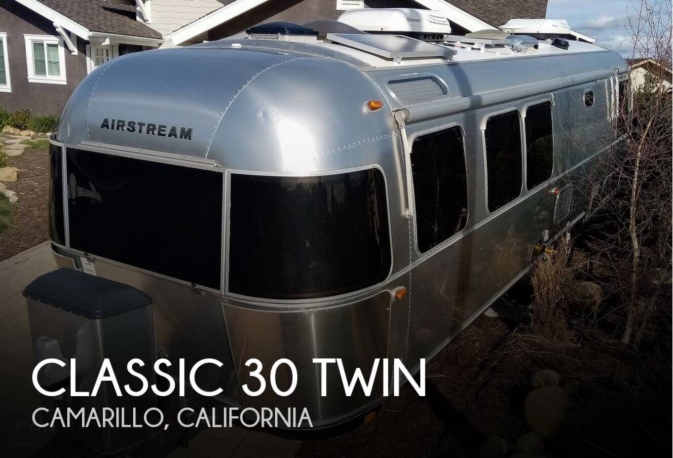 A photo of this 2016 Airstream Classic 30 Twin