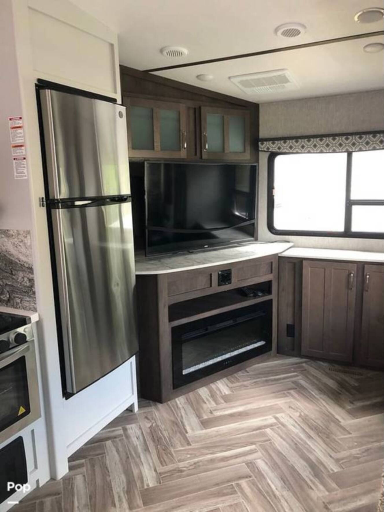 A photo of this 2021 Dutchmen Astoria 2503REF