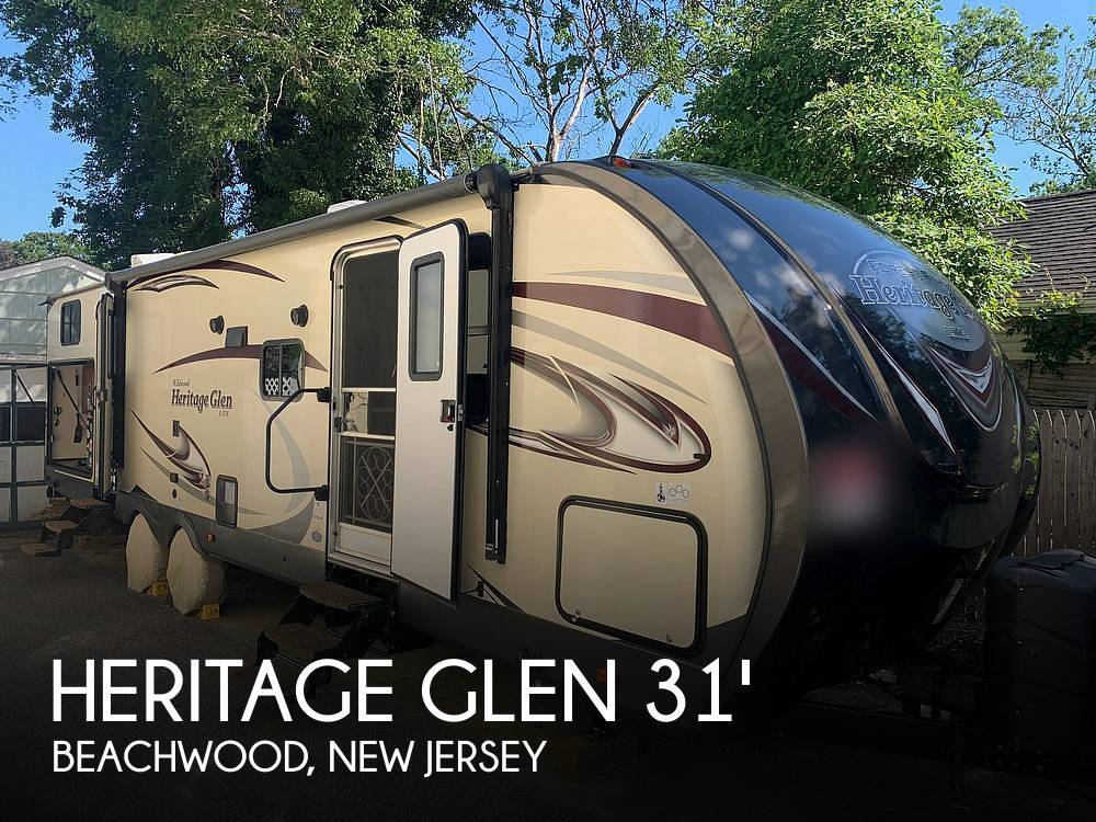 2018 Forest River Heritage Glen 312QBUD in beachwood NJ