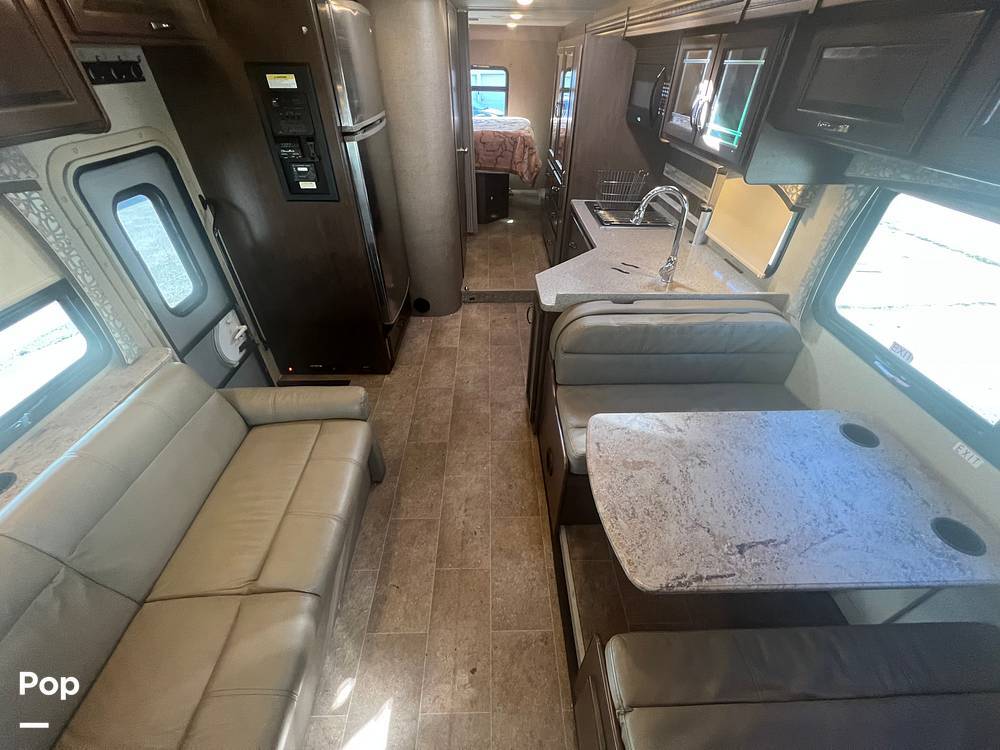2018 Thor Motor Coach Chateau 31W in tulsa OK