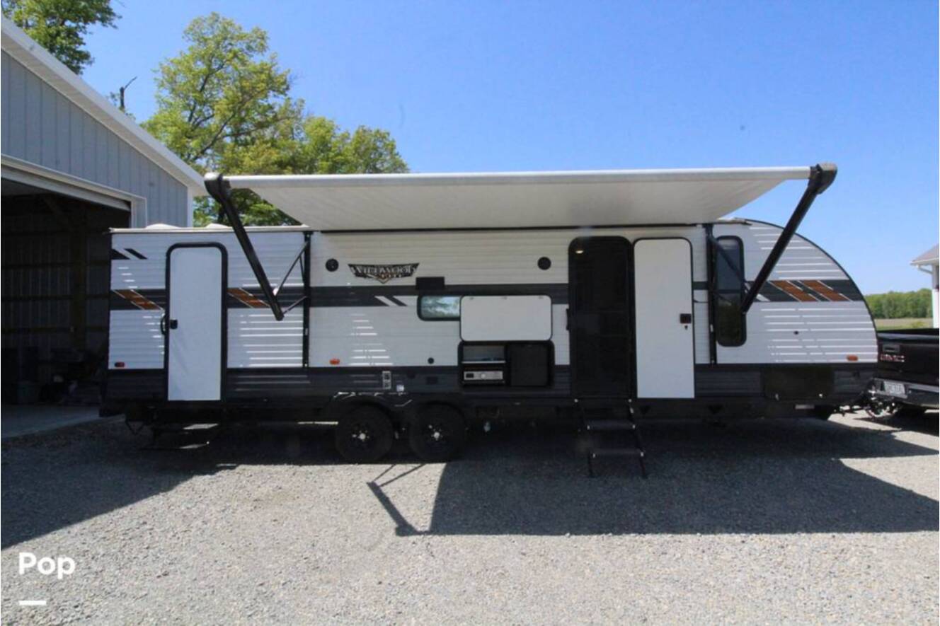 A photo of this 2022 Forest River Wildwood X-lite 263BHXL