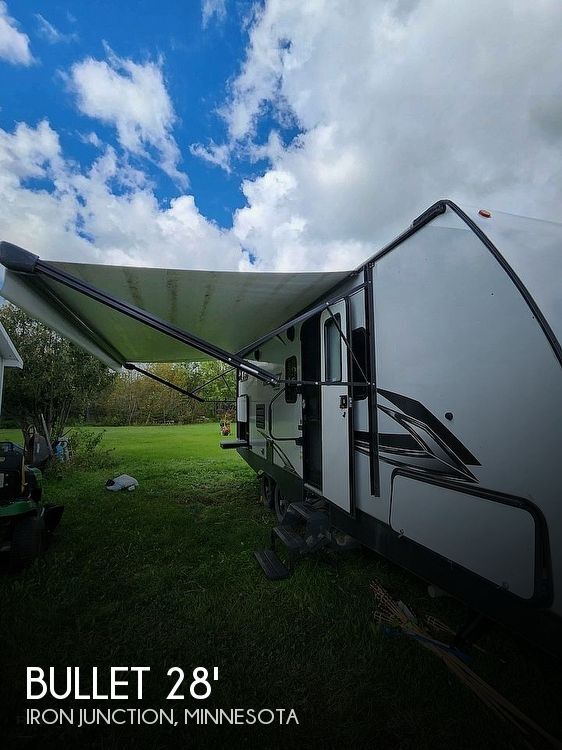 2021 Keystone Bullet Crossfire 2430BH RV