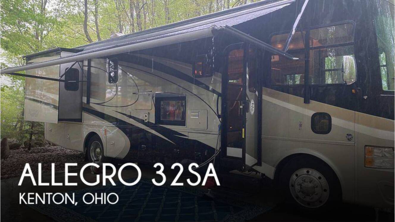 A photo of this 2015 Tiffin Allegro 32SA