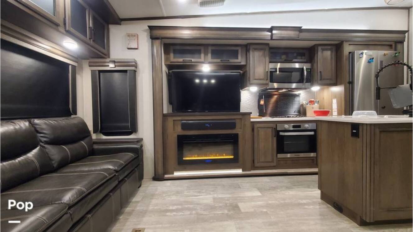 A photo of this 2021 Prime Time Sanibel 3102RSWB