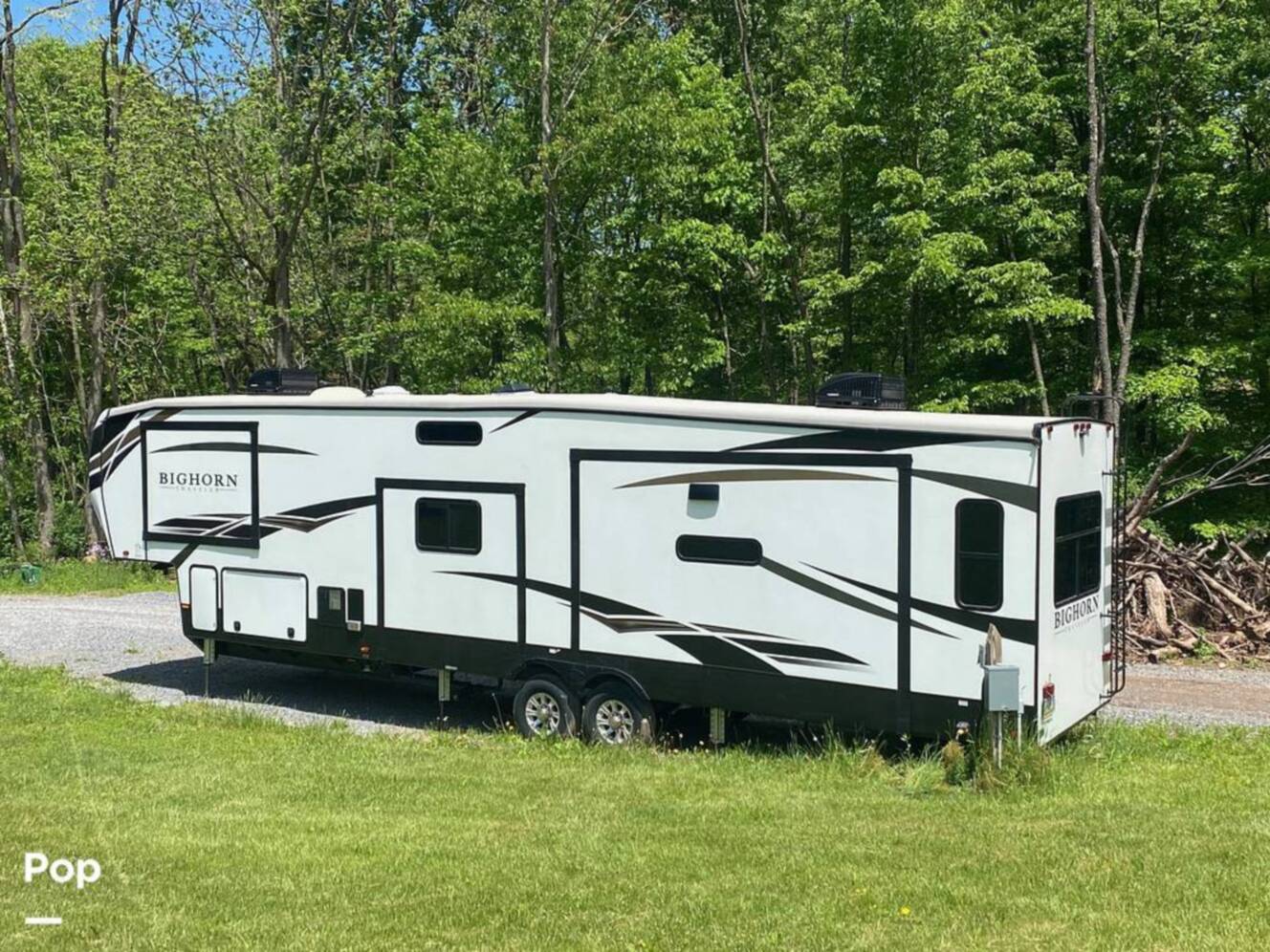 A photo of this 2020 Heartland Bighorn 39MB