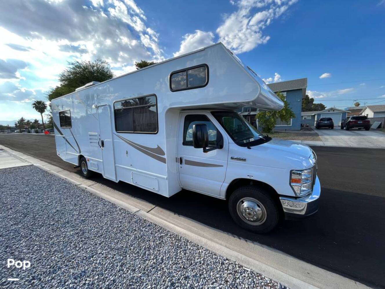A photo of this 2018 Thor Motor Coach Majestic 28A