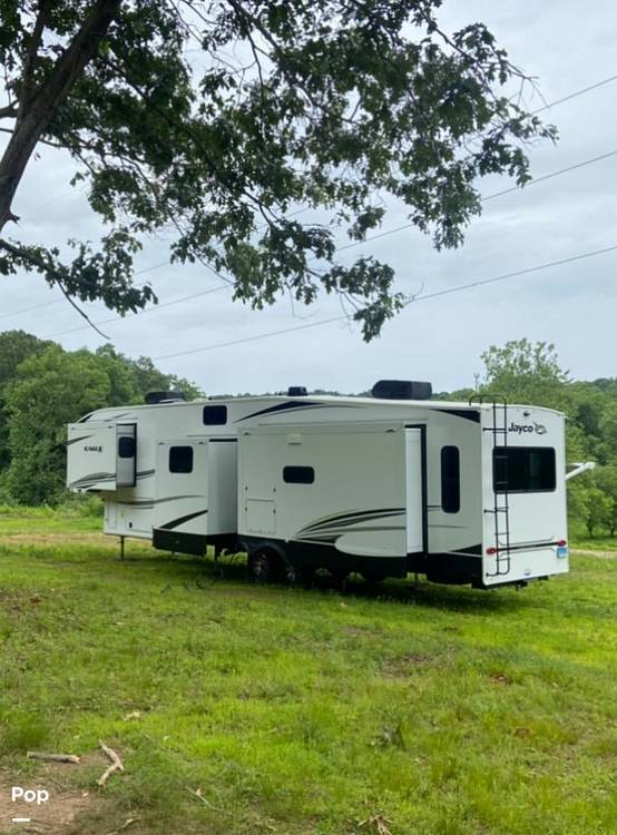 2022 Jayco Eagle 355MBQS in new milford CT