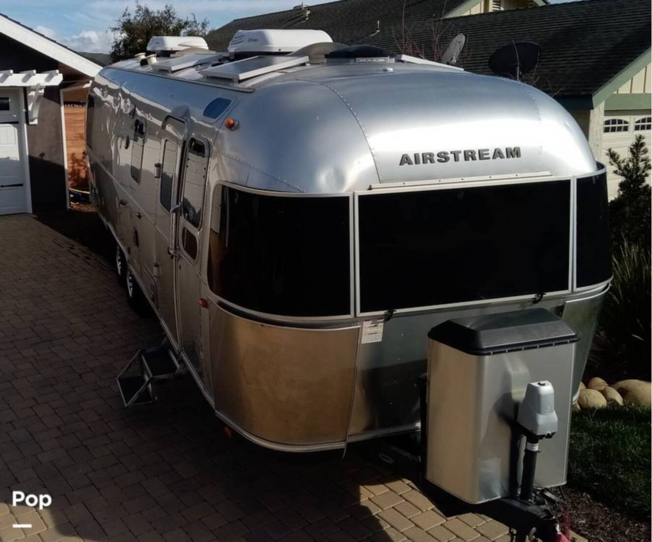 A photo of this 2016 Airstream Classic 30 Twin