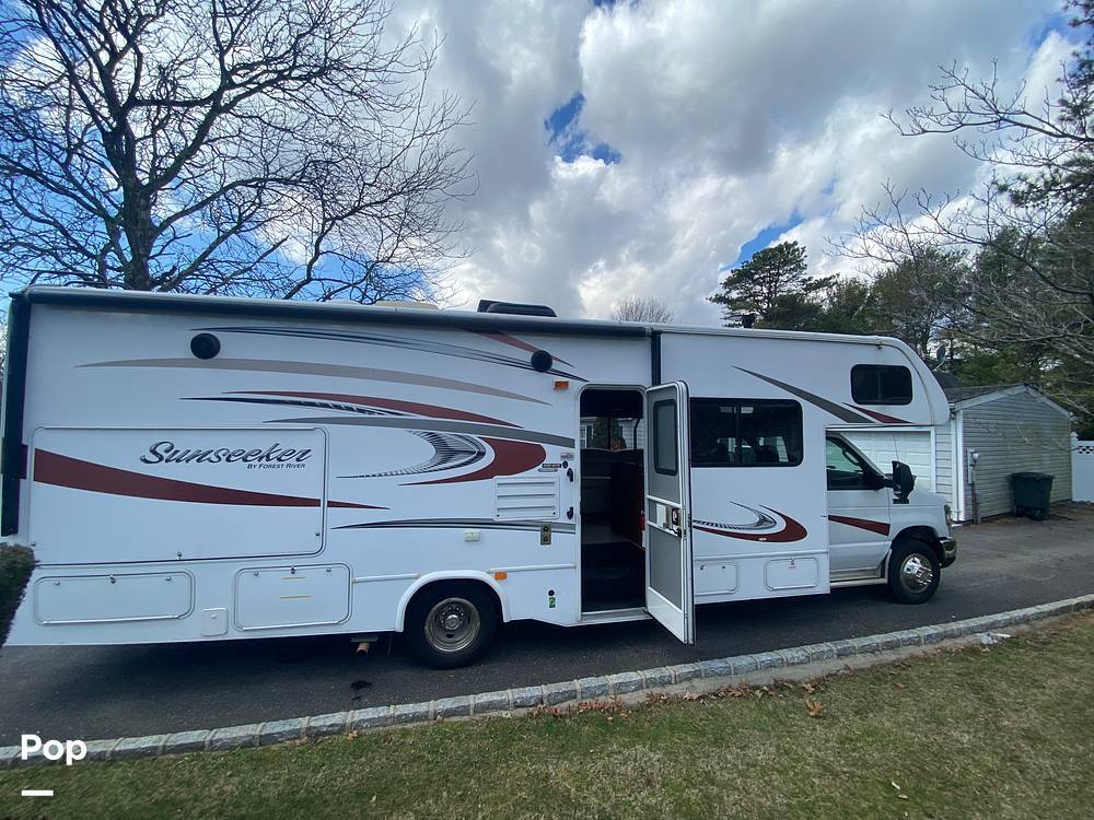 2016 Forest River Sunseeker 2860DS in medford NY