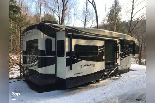 2013 Jayco Pinnacle 36REQS in roscoe NY