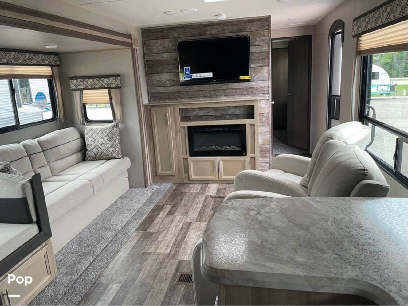 A photo of this 2021 Coachmen Catalina Legacy Edition 303rkds
