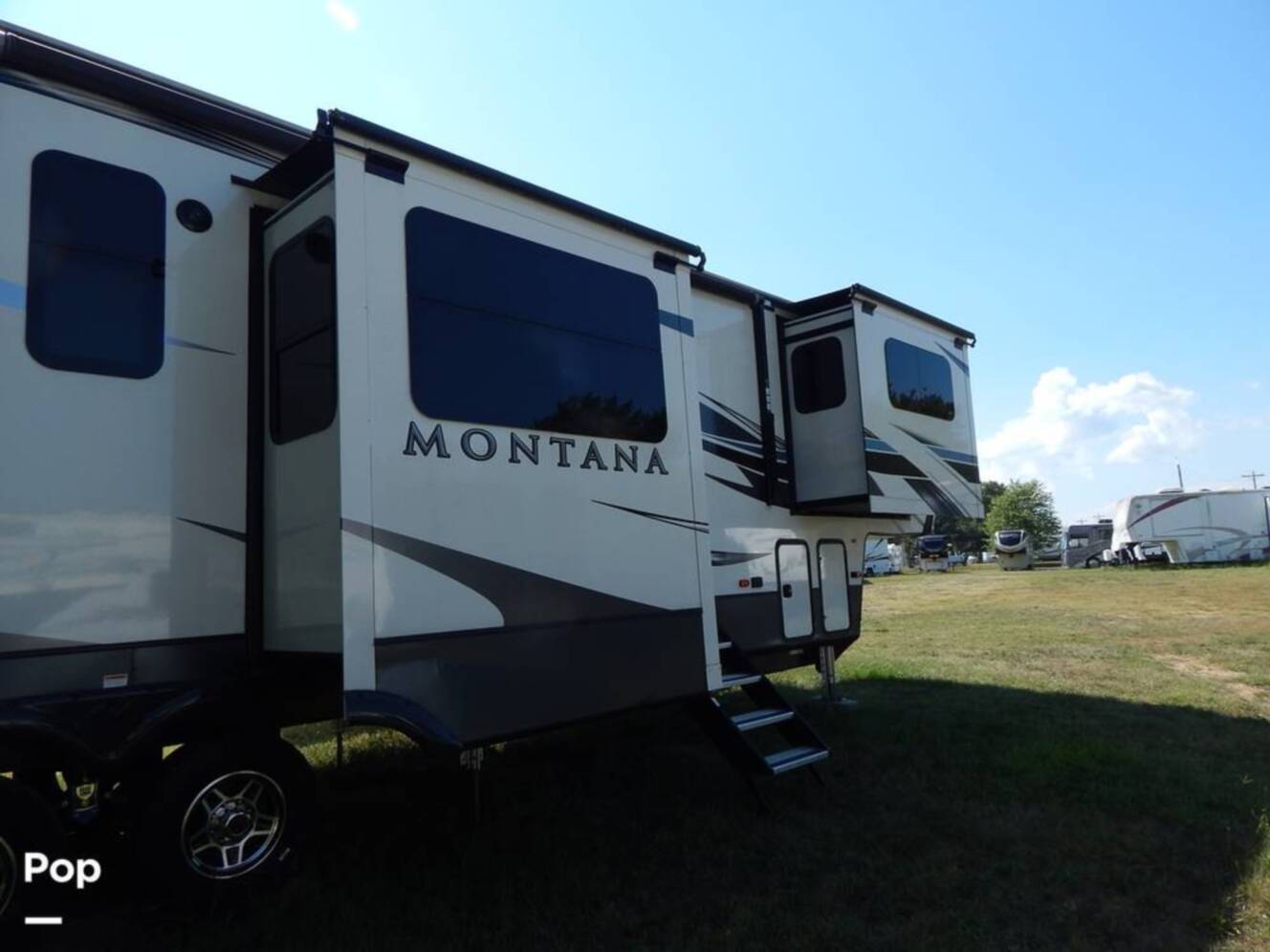 A photo of this 2021 Keystone Montana 3761FL