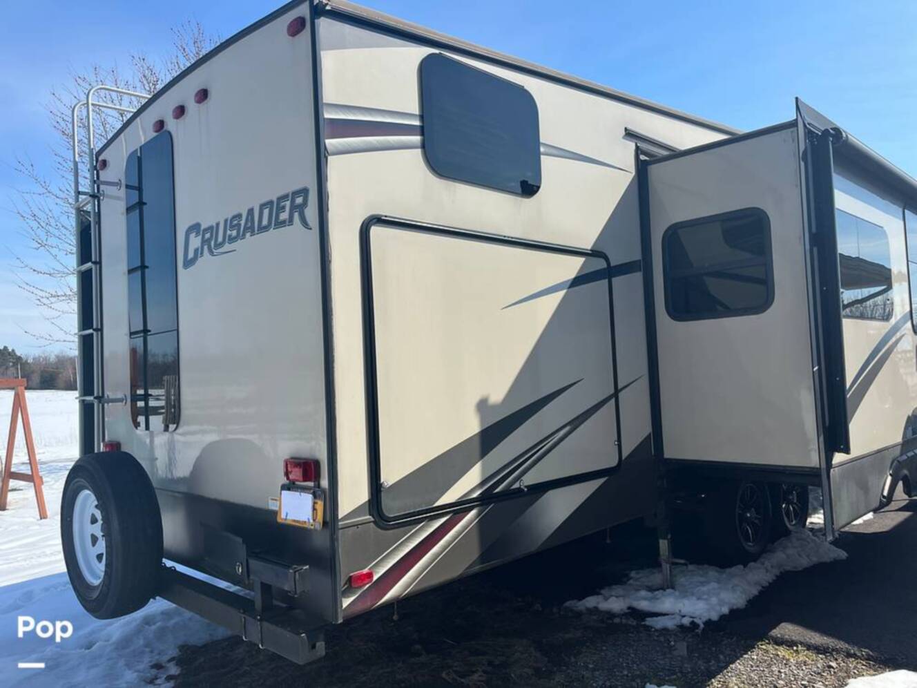 A photo of this 2016 Prime Time Crusader 337QBH