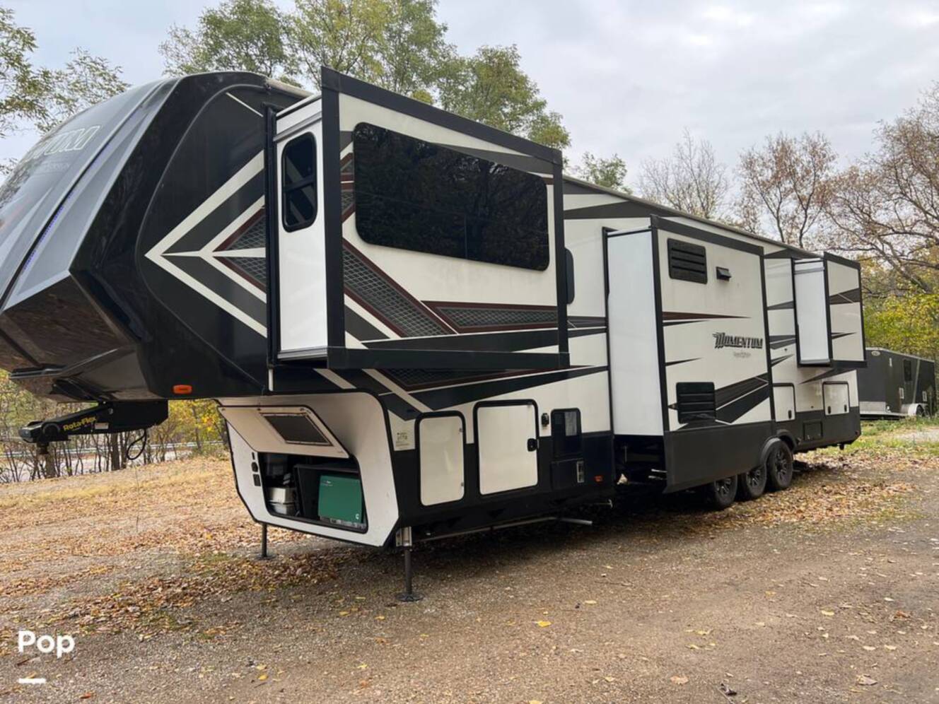 A photo of this 2018 Grand Design Momentum 376TH
