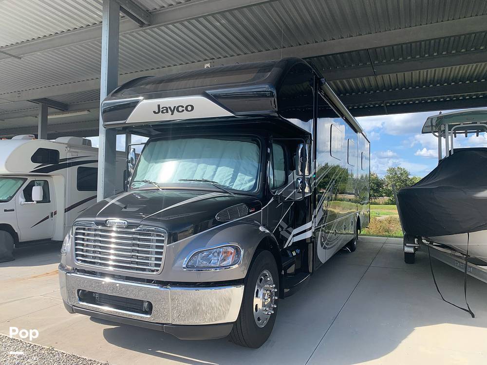 2021 Jayco Seneca Prestige 37K in riverview FL