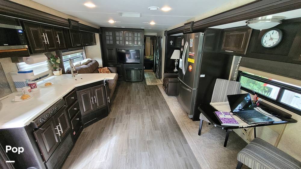 2015 Georgetown XL 377TS in thompson OH