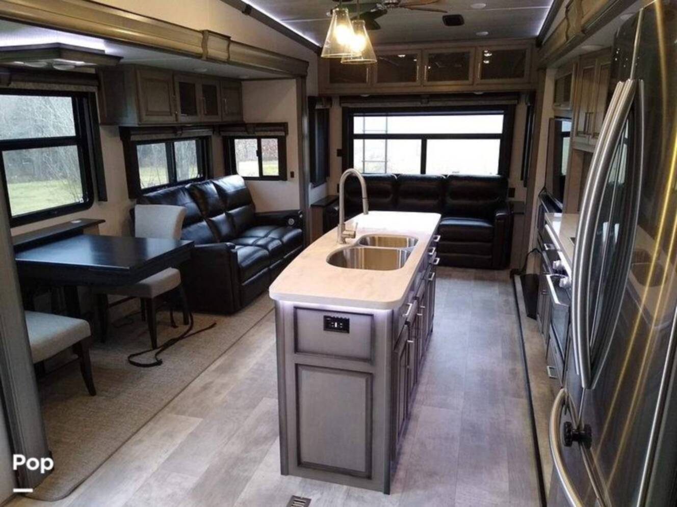 A photo of this 2020 Keystone Montana 3781RL