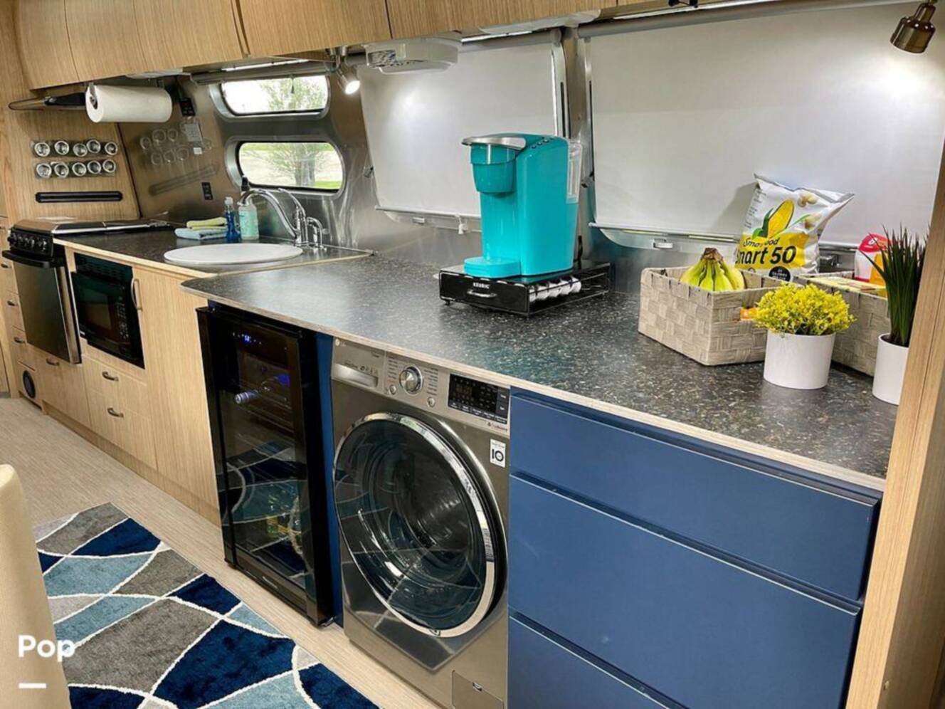 A photo of this 2019 Airstream Flying Cloud 30FB Bunk