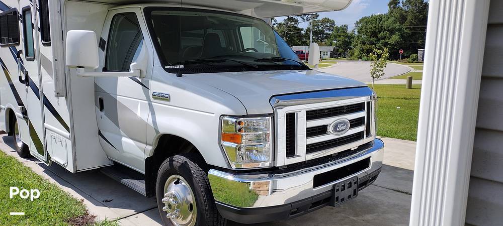 2019 Thor Motor Coach Freedom Elite 23H in clarksville IA