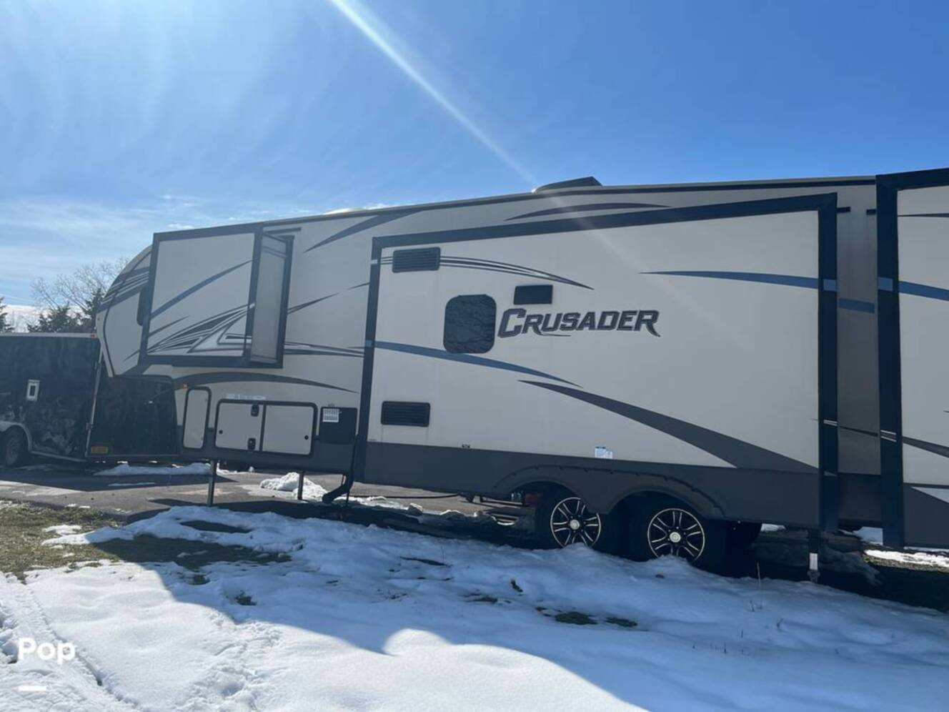 A photo of this 2016 Prime Time Crusader 337QBH