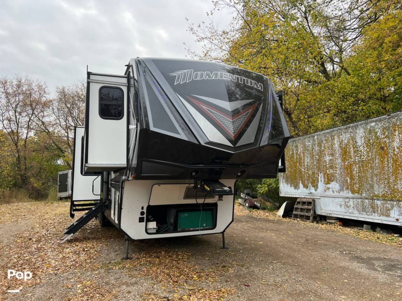 A photo of this 2018 Grand Design Momentum 376TH