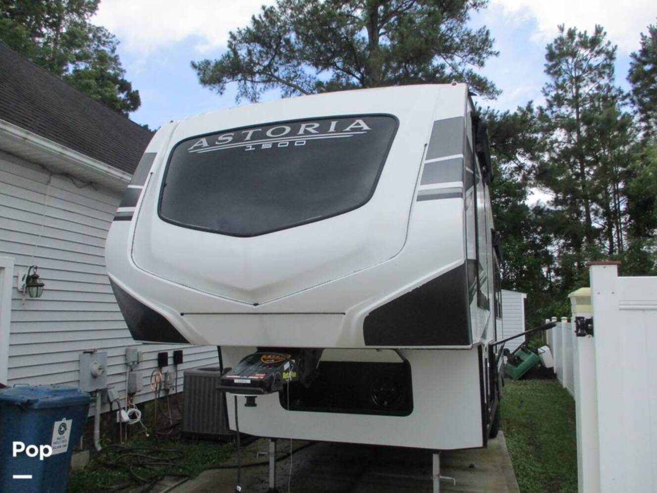 A photo of this 2021 Dutchmen Astoria 2503REF
