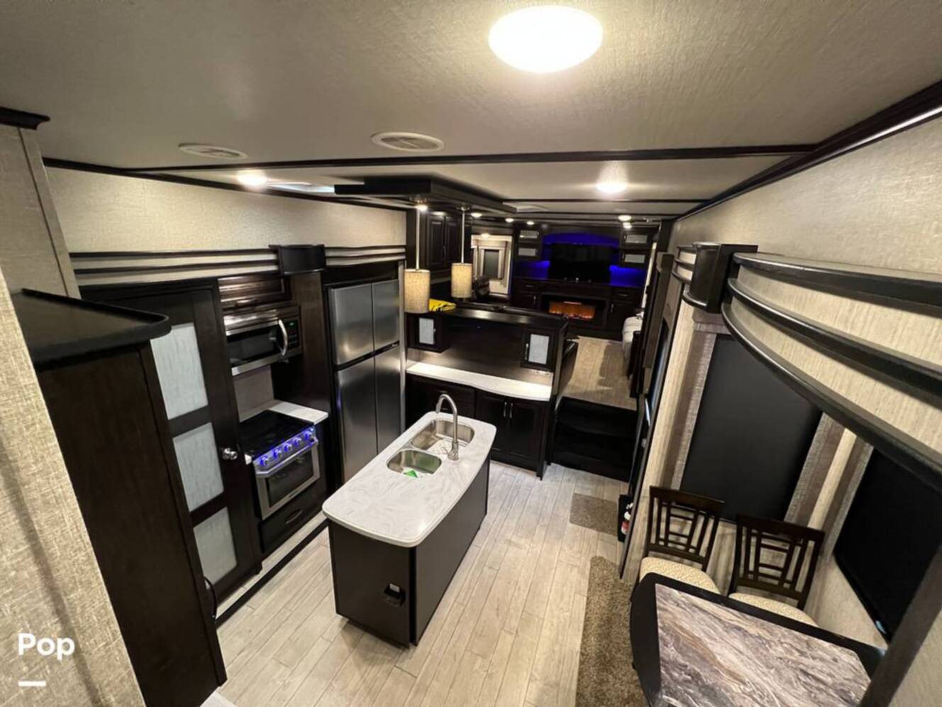 A photo of this 2018 Grand Design Momentum 376TH