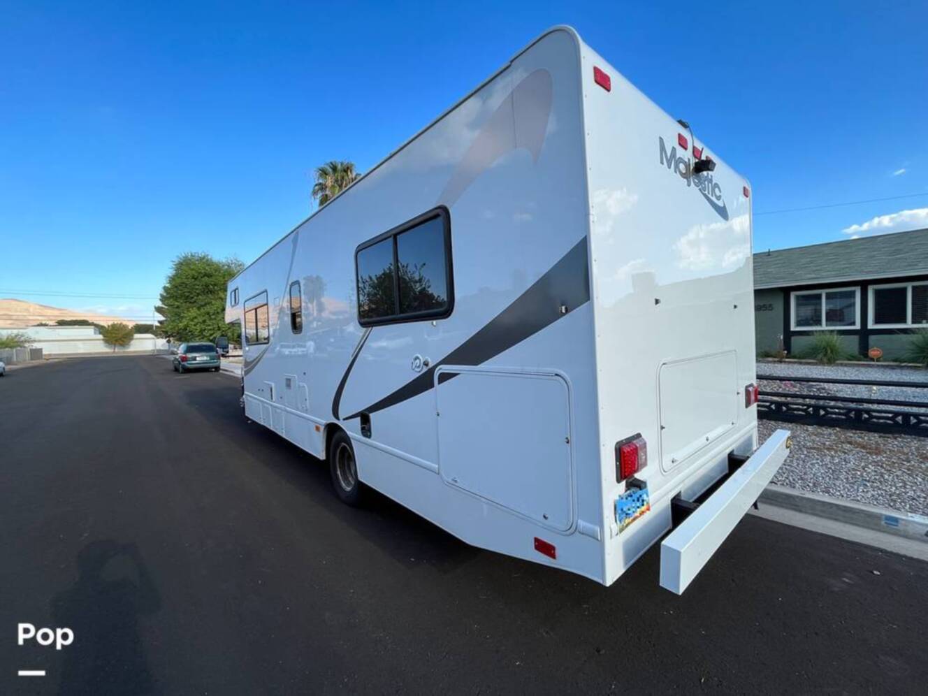 A photo of this 2018 Thor Motor Coach Majestic 28A