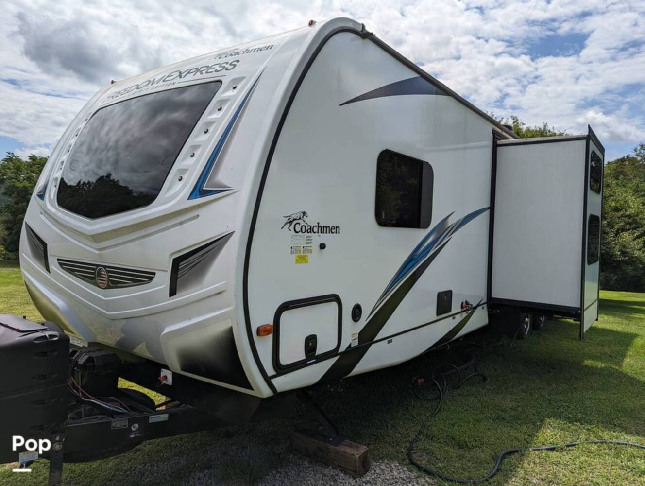 A photo of this 2021 Coachmen Freedom Express 323 BHDS