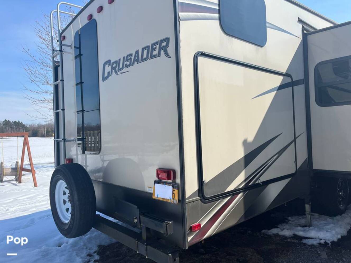 A photo of this 2016 Prime Time Crusader 337QBH