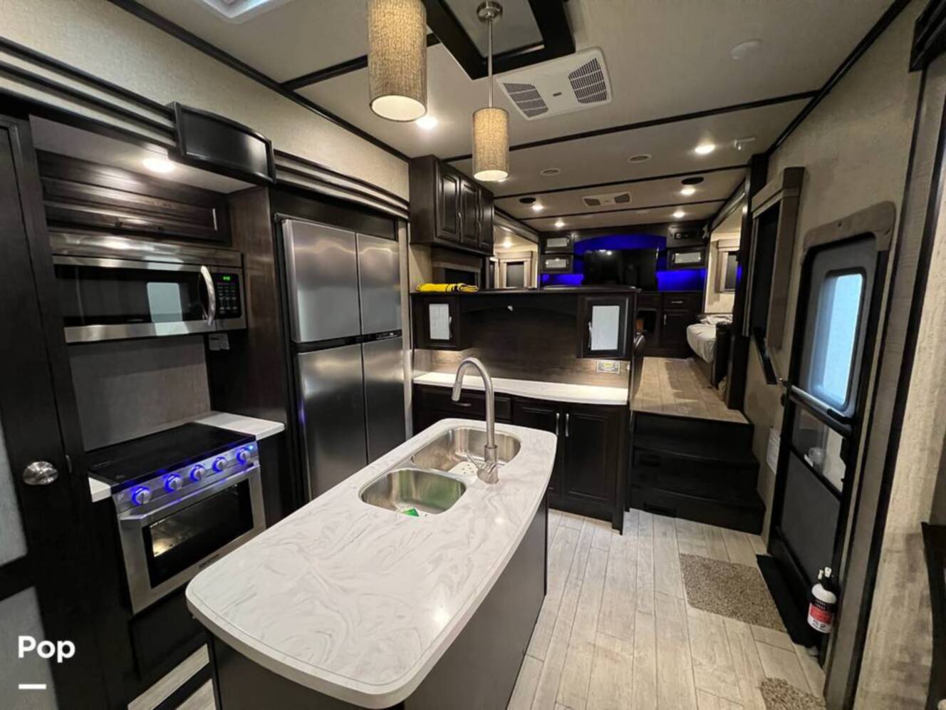 A photo of this 2018 Grand Design Momentum 376TH