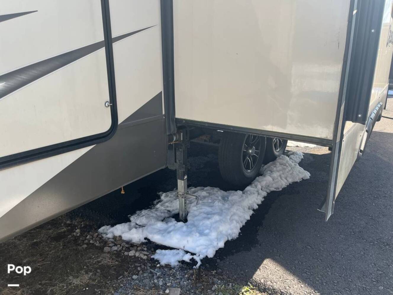 A photo of this 2016 Prime Time Crusader 337QBH