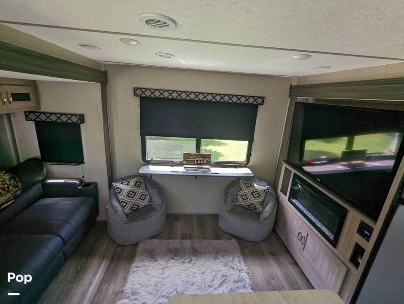 A photo of this 2021 Coachmen Freedom Express 323 BHDS