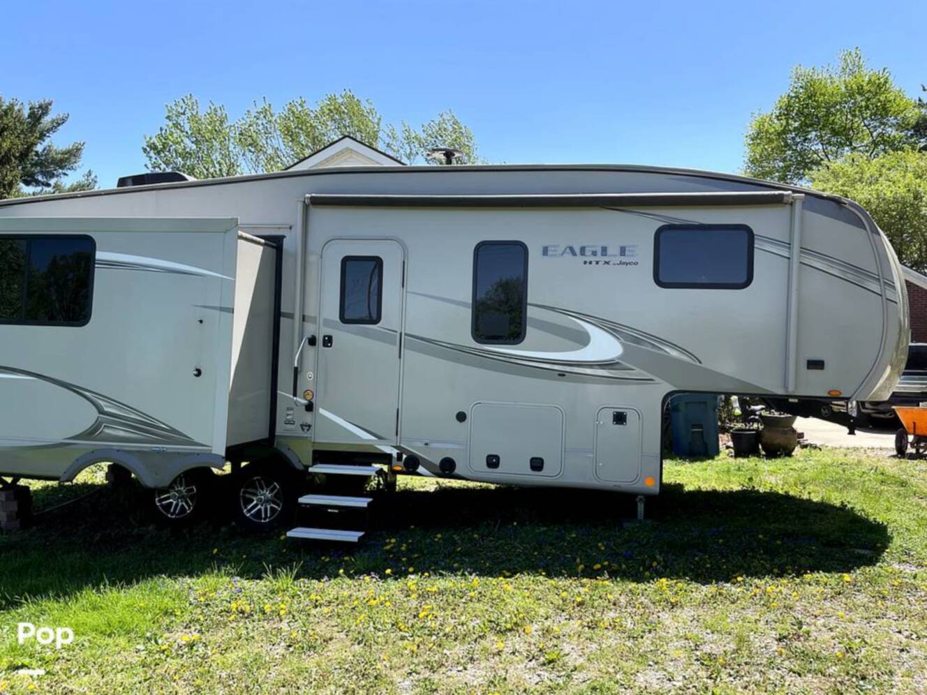 A photo of this 2019 Jayco Eagle HTX 27SGX