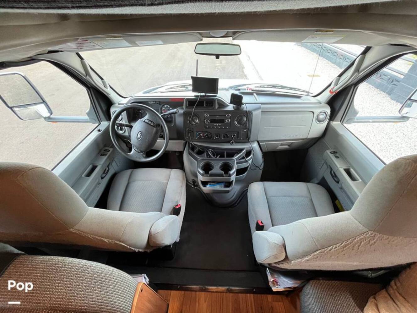 A photo of this 2018 Thor Motor Coach Majestic 28A