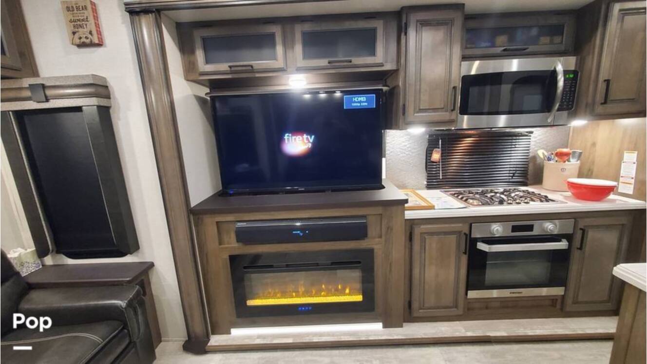 A photo of this 2021 Prime Time Sanibel 3102RSWB